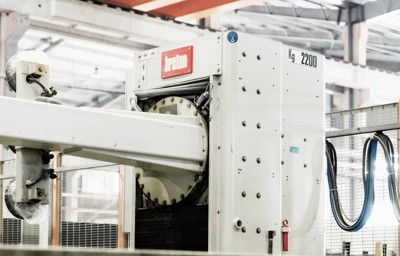 ITALIAN TECHNOLOGY \nVICOSTONE EXPERTISE
